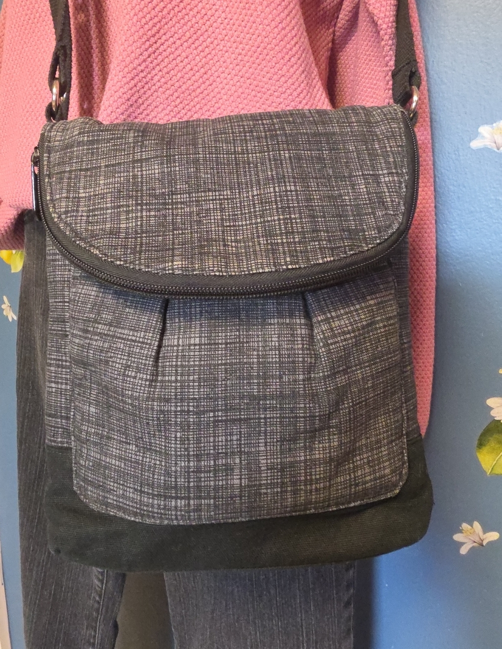 Front Foldover Style Messenger Bag With Built In ID Holder By Thirty-one